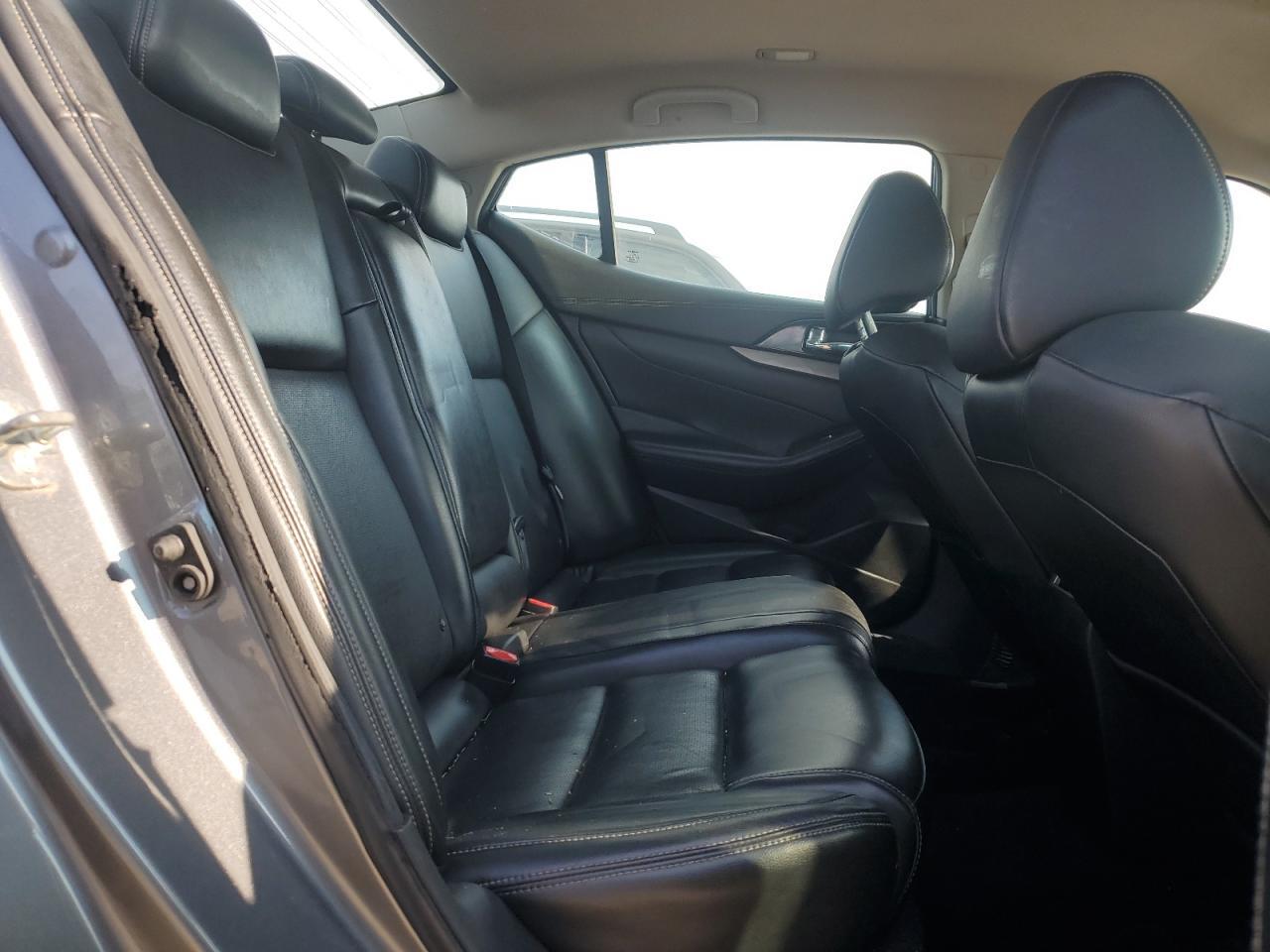 2017 NISSAN Maxima