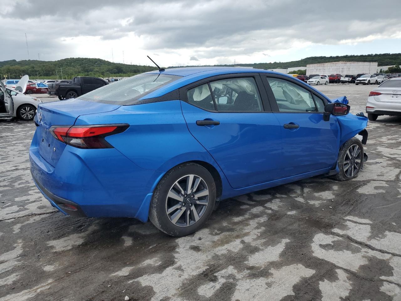 2024 NISSAN VERSA
