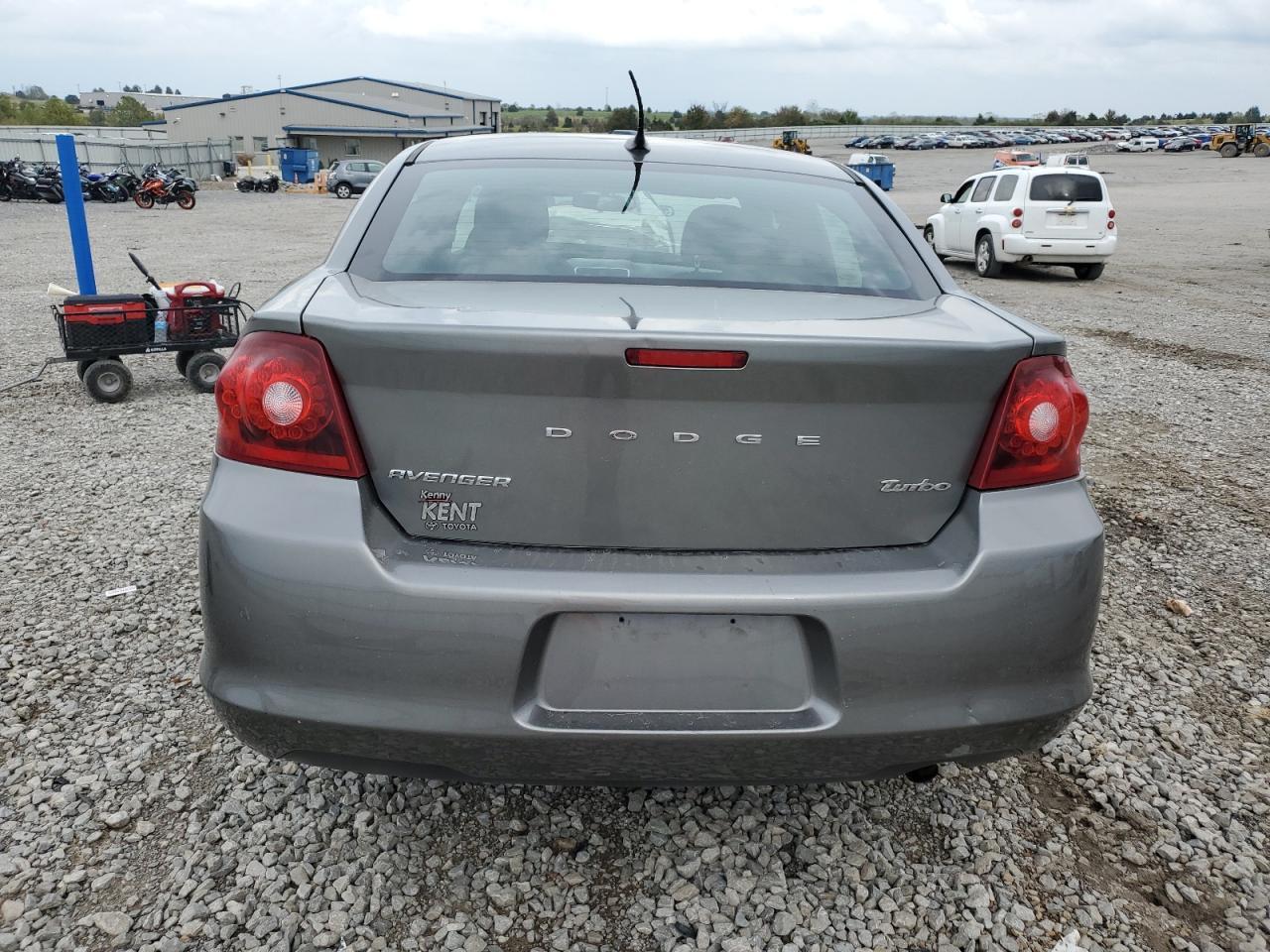 2012 DODGE Avenger