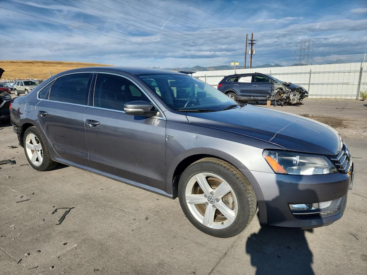2015 VOLKSWAGEN Passat
