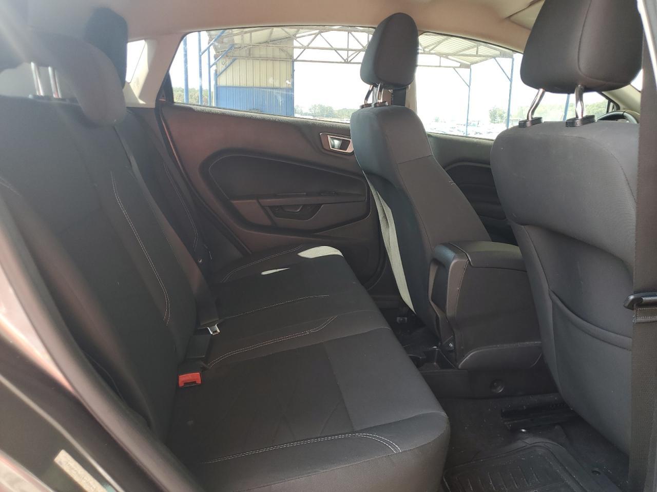 2014 FORD Fiesta