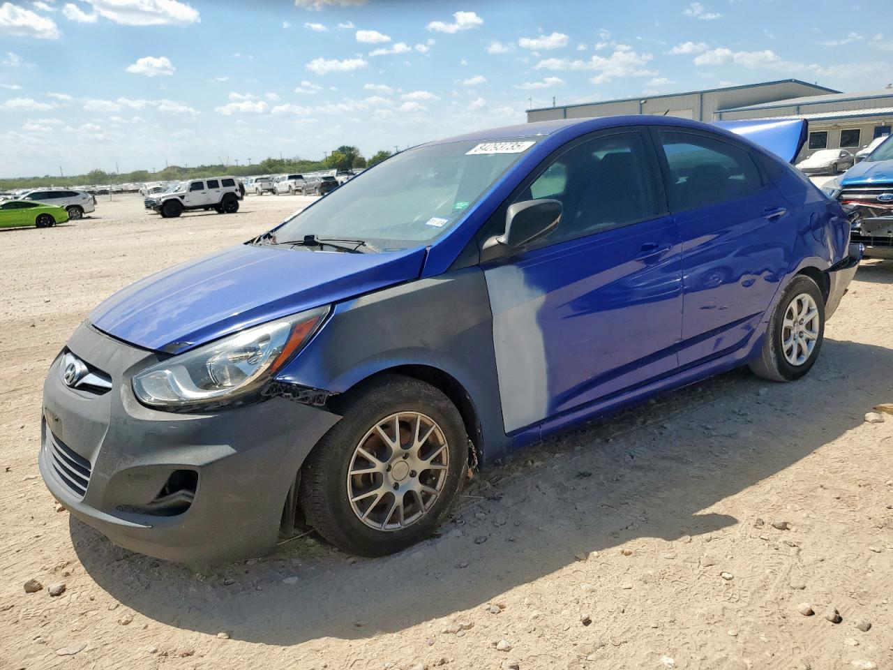 2013 HYUNDAI ACCENT