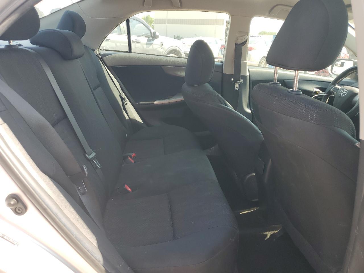2011 TOYOTA COROLLA