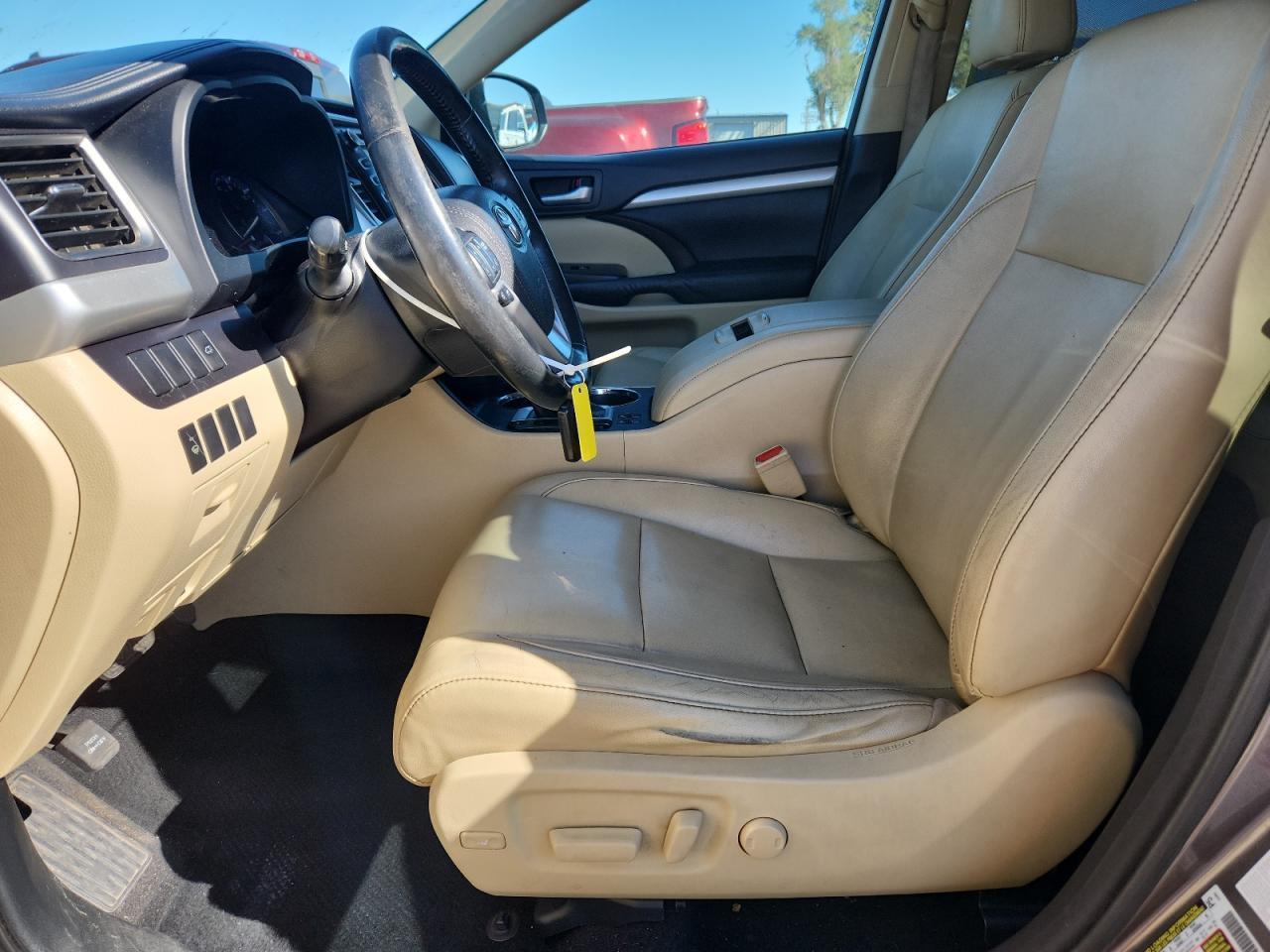 2015 TOYOTA HIGHLANDER