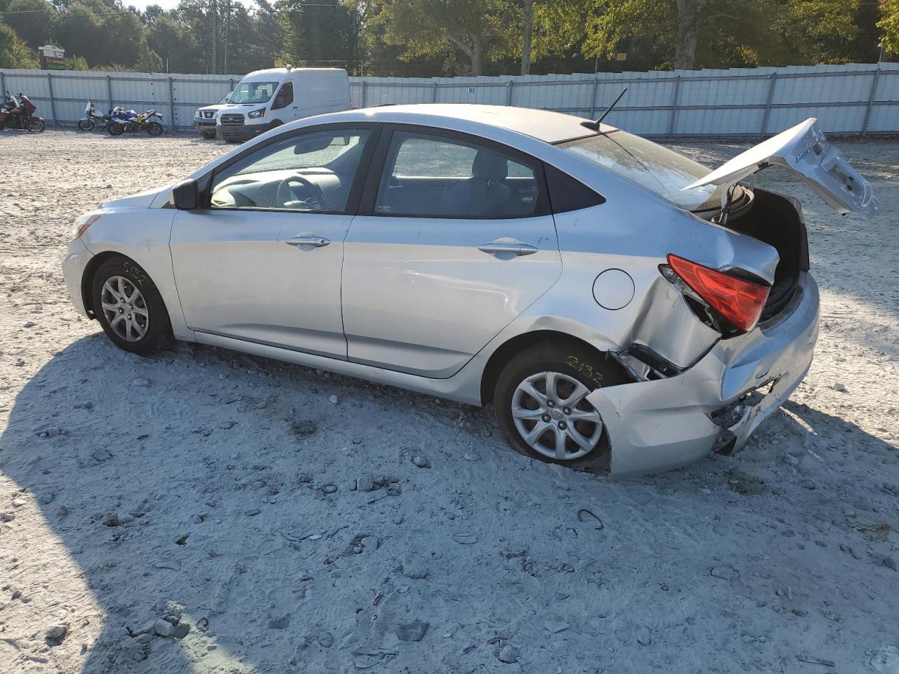 2012 HYUNDAI ACCENT