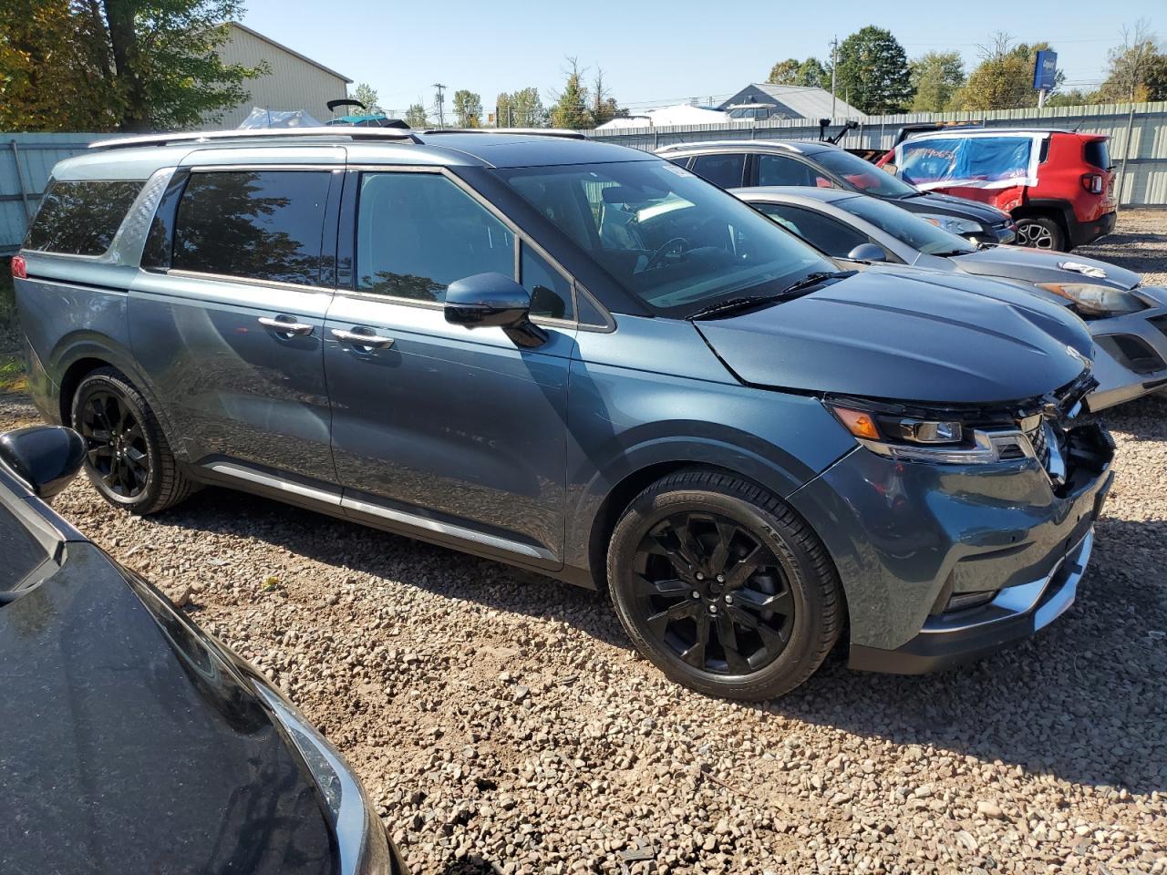 2022 KIA Carnival