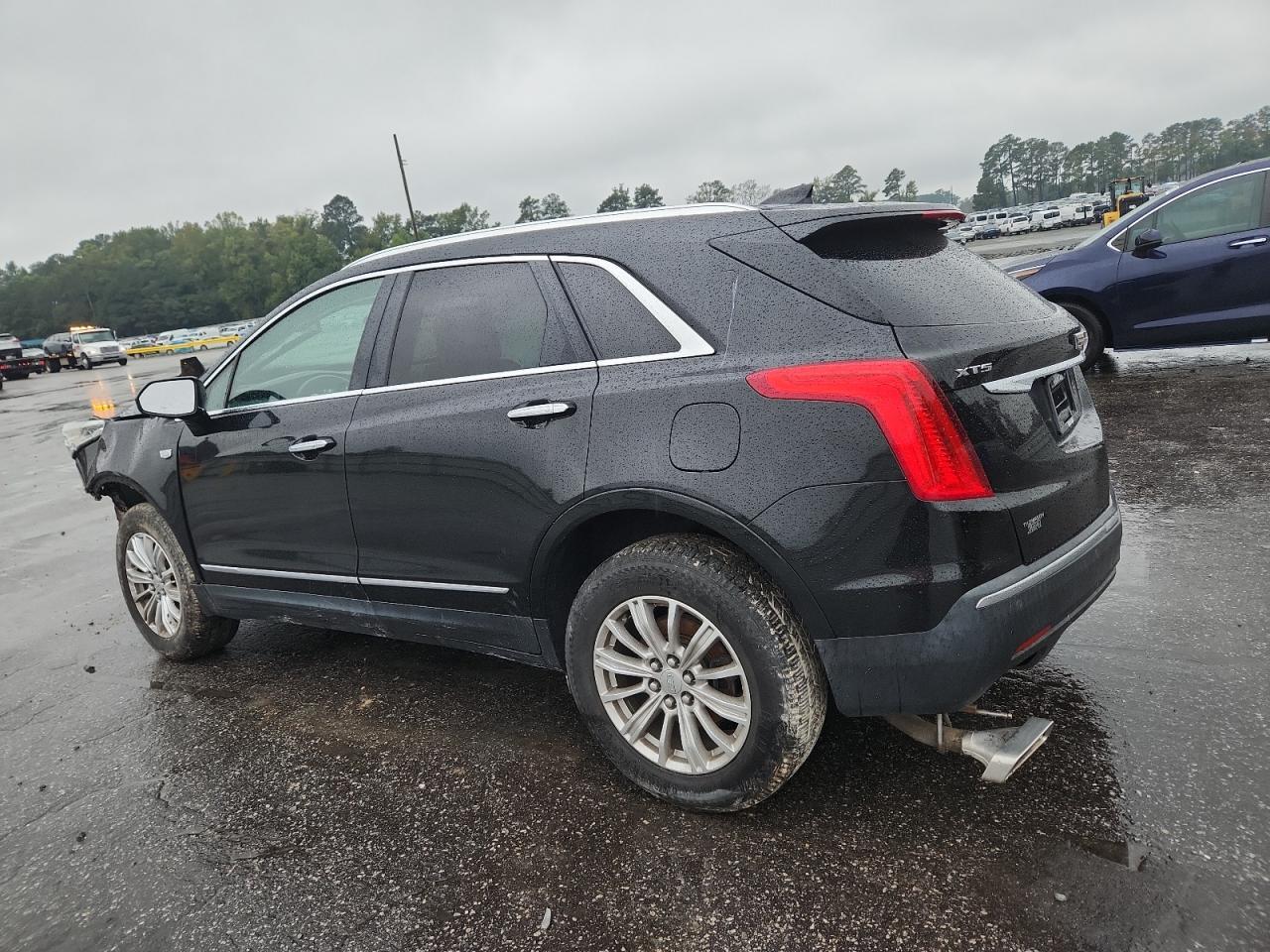 2017 CADILLAC XT5