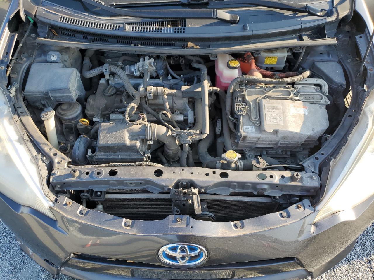 2012 TOYOTA Prius c