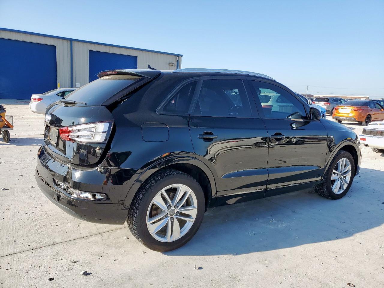 2018 AUDI Q3