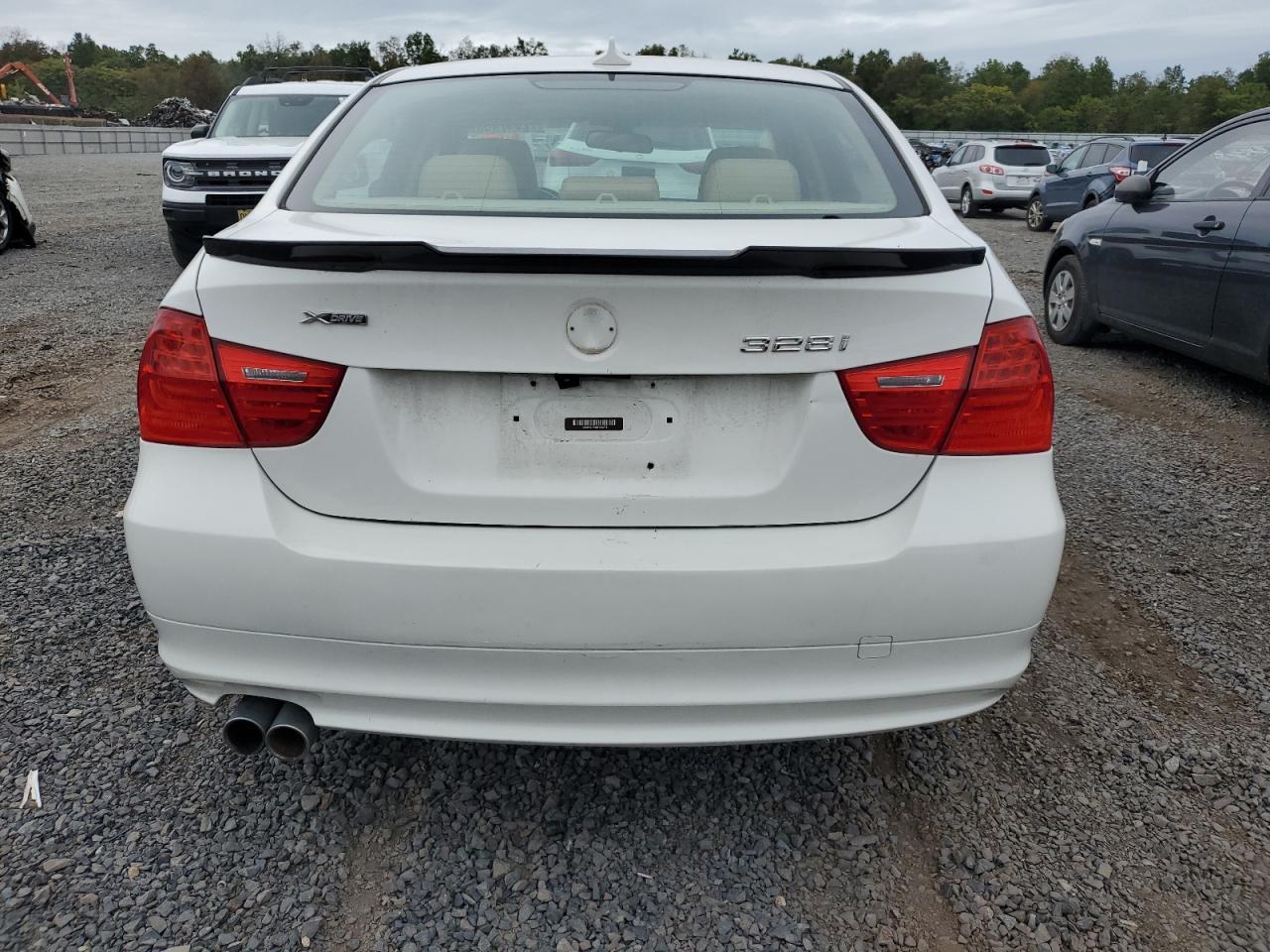 2011 BMW 3 SERIES