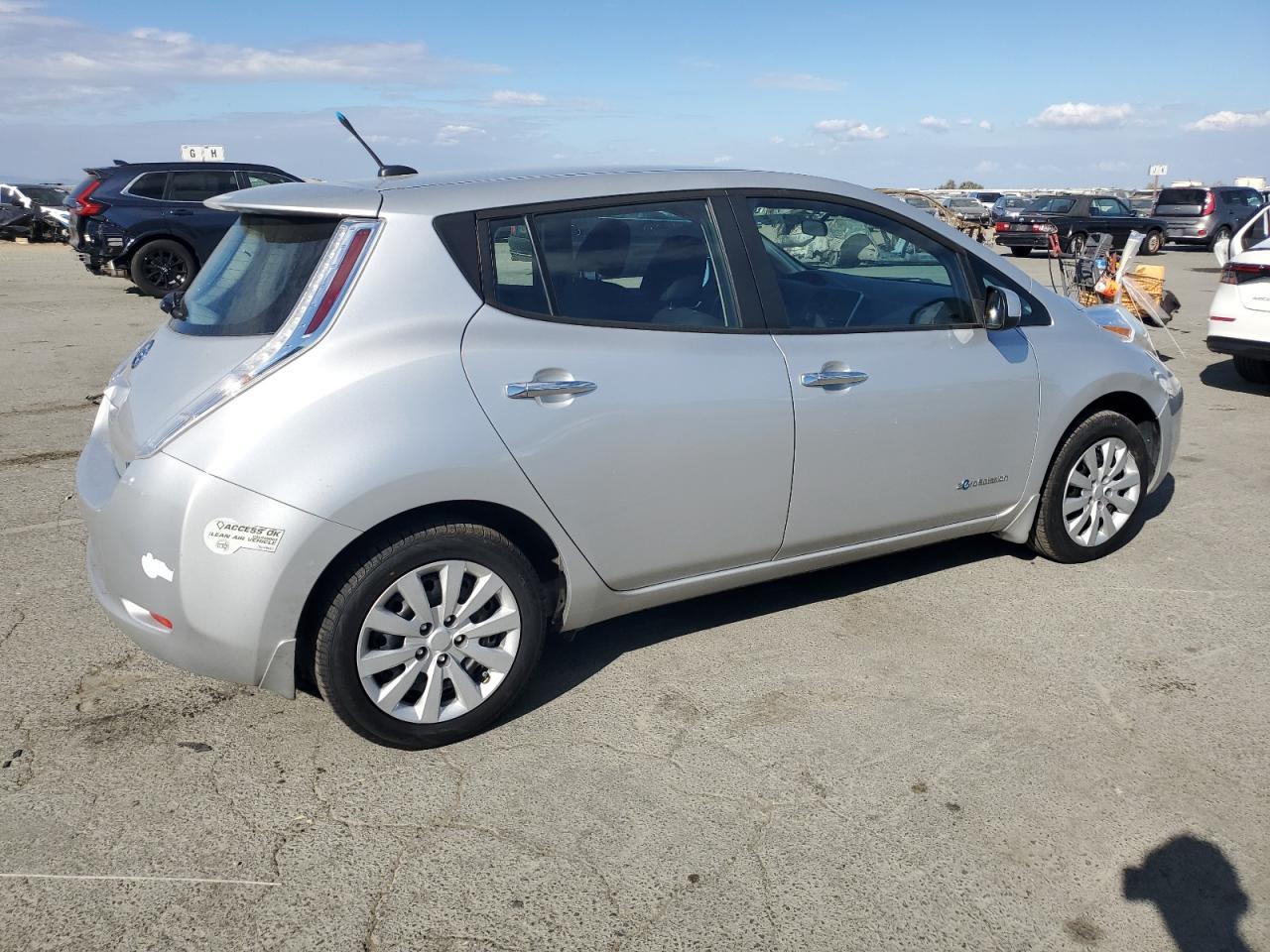 2014 NISSAN LEAF