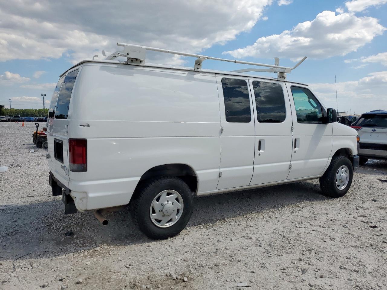 2010 FORD ECONOLINE