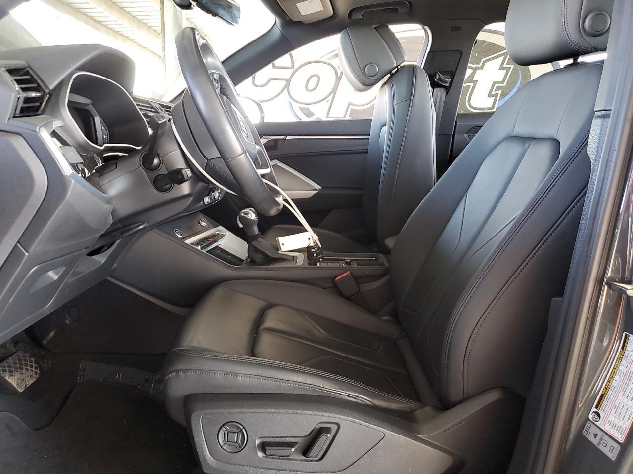 2024 AUDI Q3
