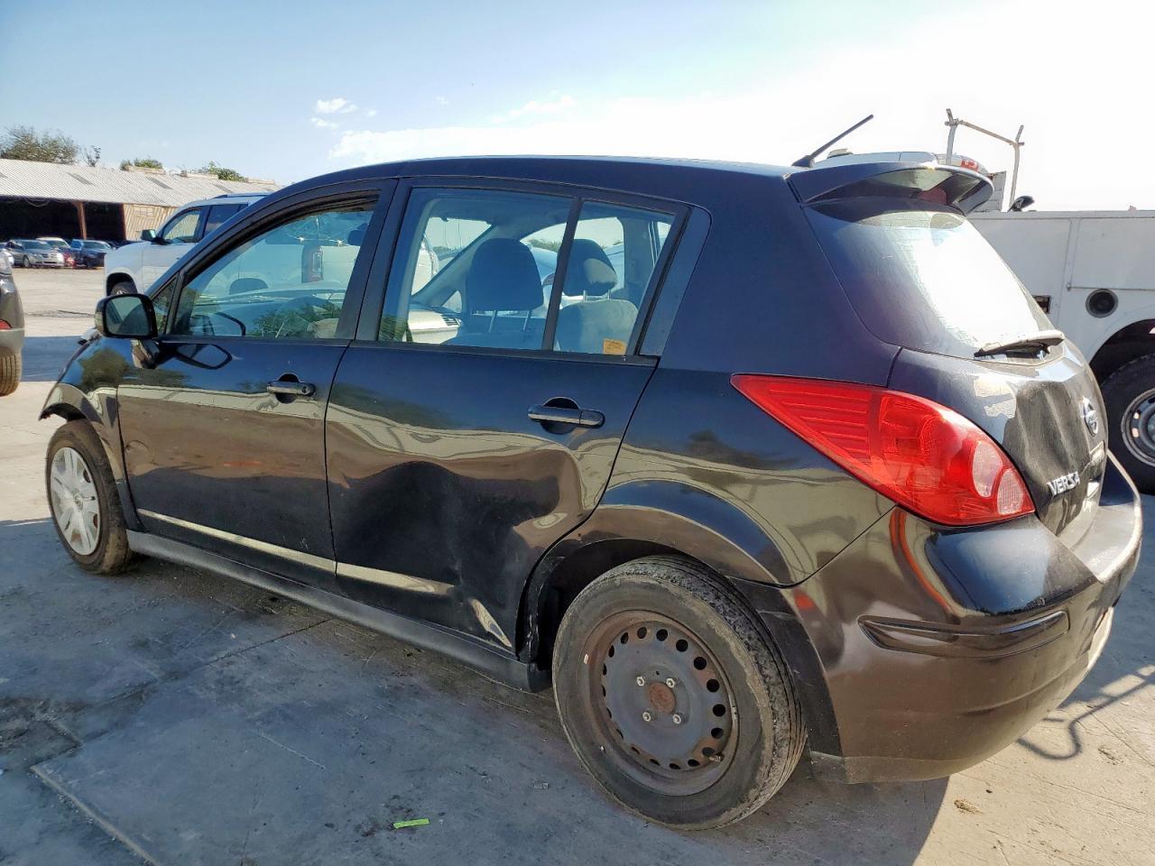 2012 NISSAN VERSA