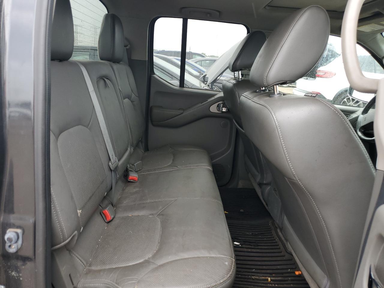 2012 NISSAN Frontier