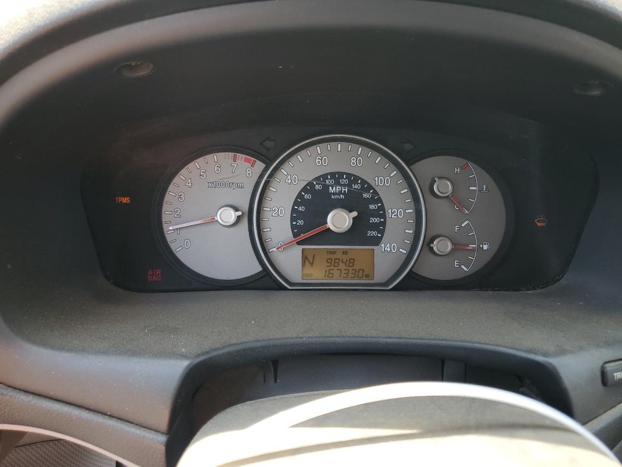 2007 KIA RONDO
