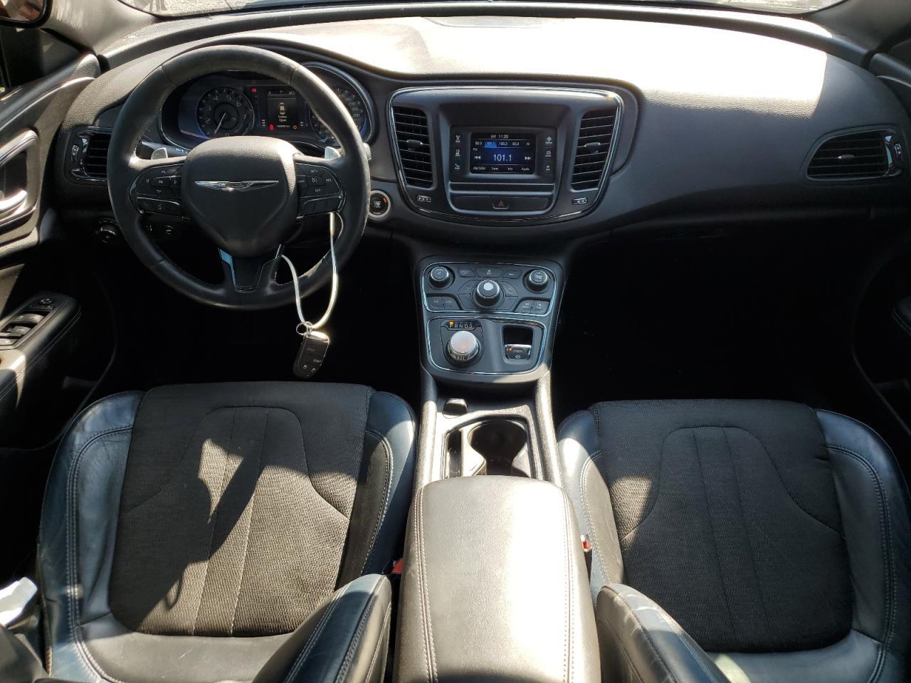 2015 CHRYSLER 200