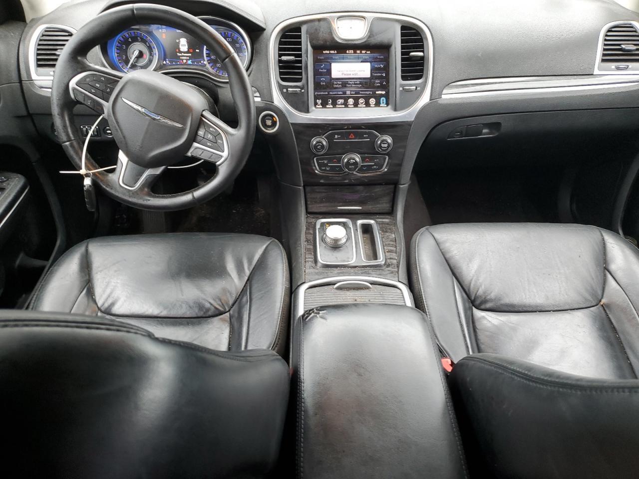 2016 CHRYSLER 300