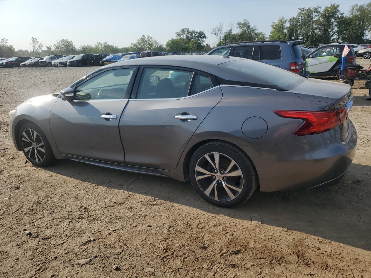 2017 NISSAN Maxima