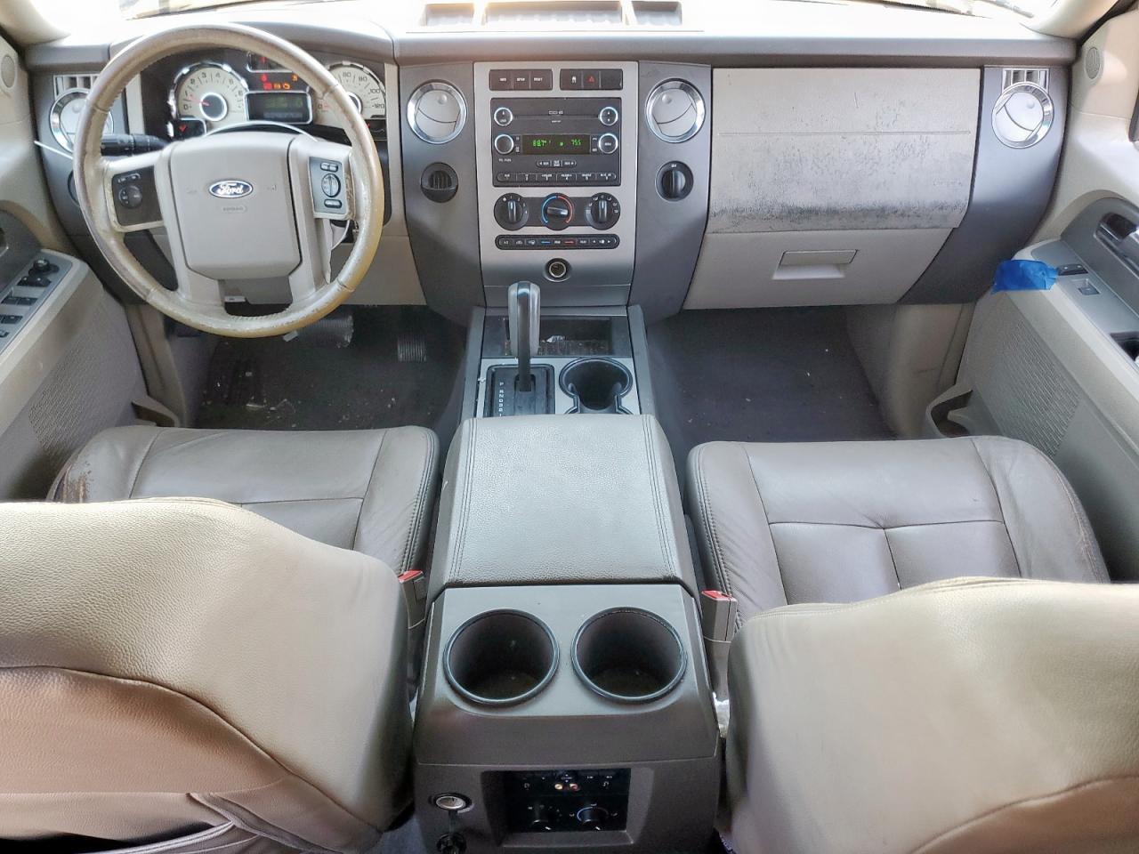2010 FORD Expedition