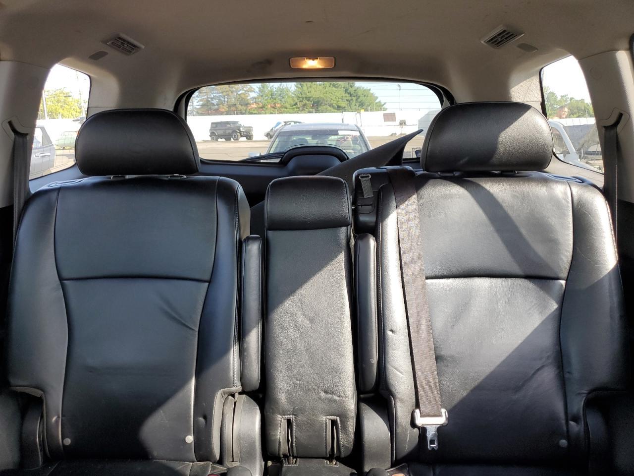 2011 TOYOTA HIGHLANDER