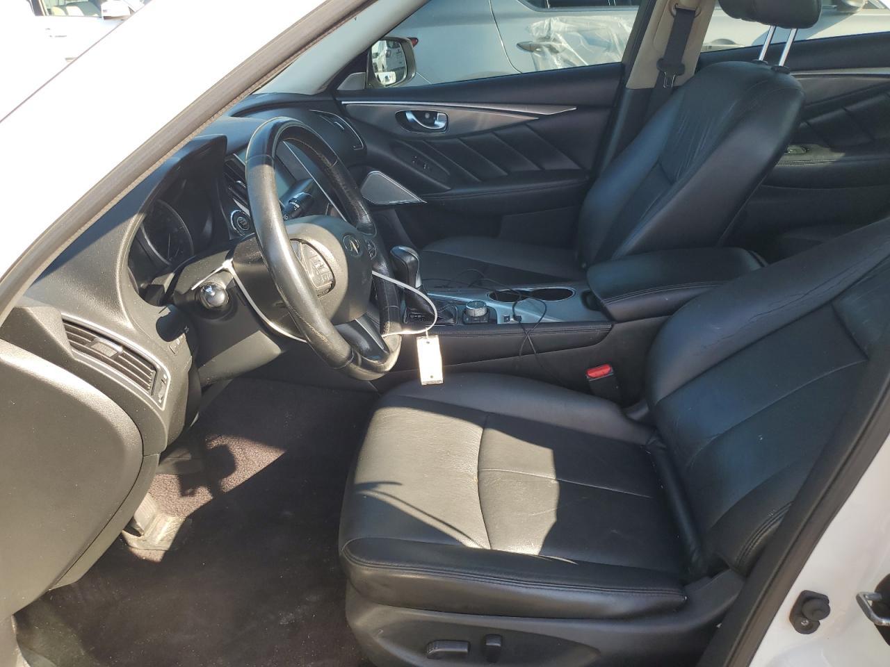 2017 INFINITI Q50