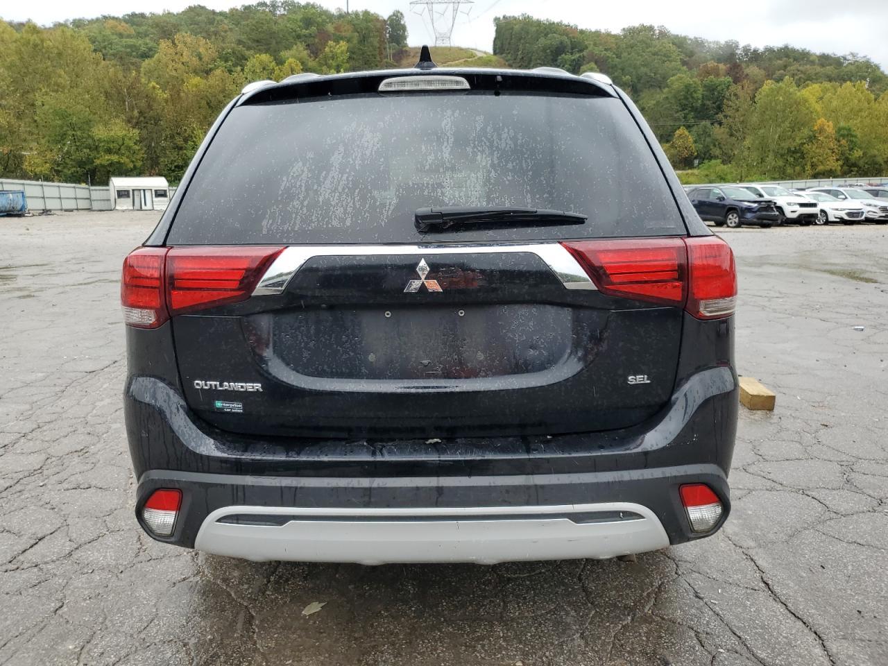 2020 MITSUBISHI outlander