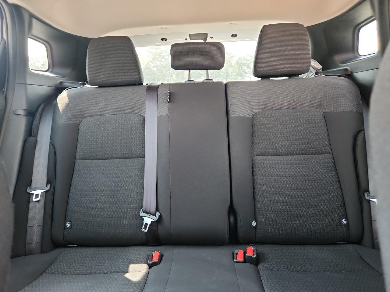 2025 NISSAN KICKS