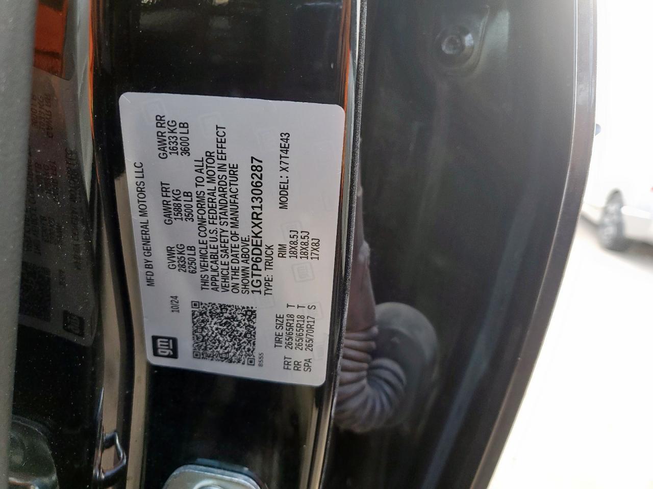 2024 GMC CANYON