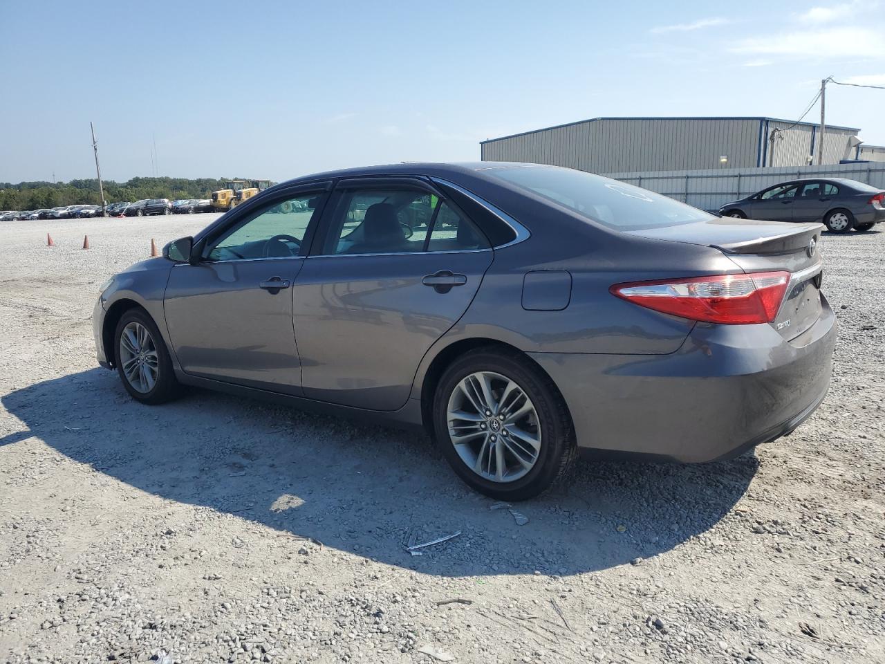 2016 TOYOTA CAMRY