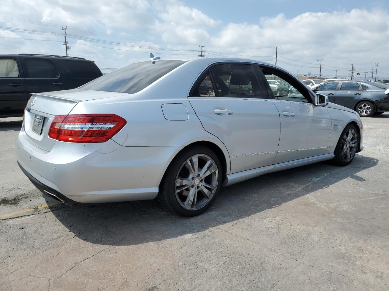 2012 MERCEDES-BENZ E-Class