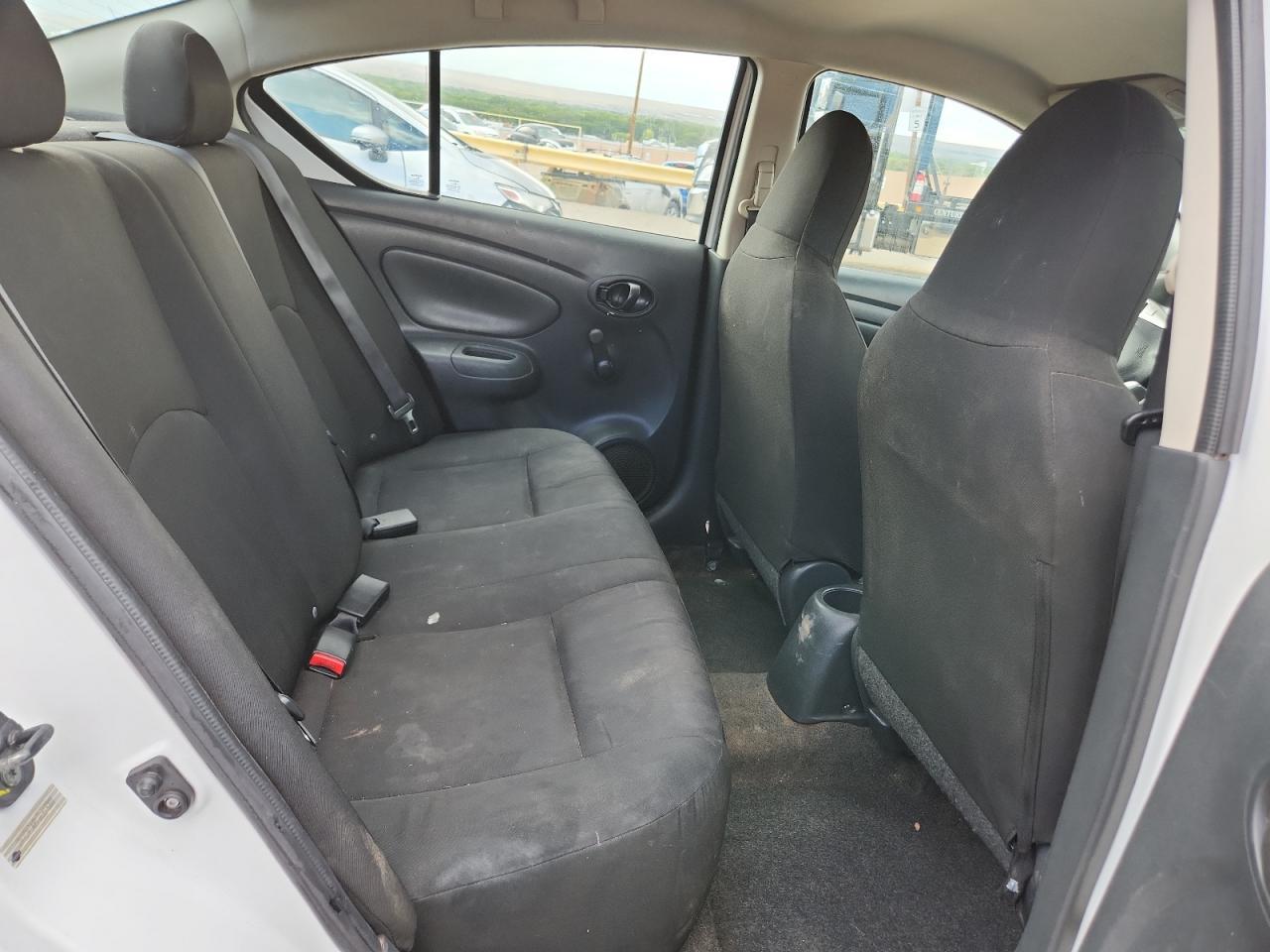 2016 NISSAN VERSA