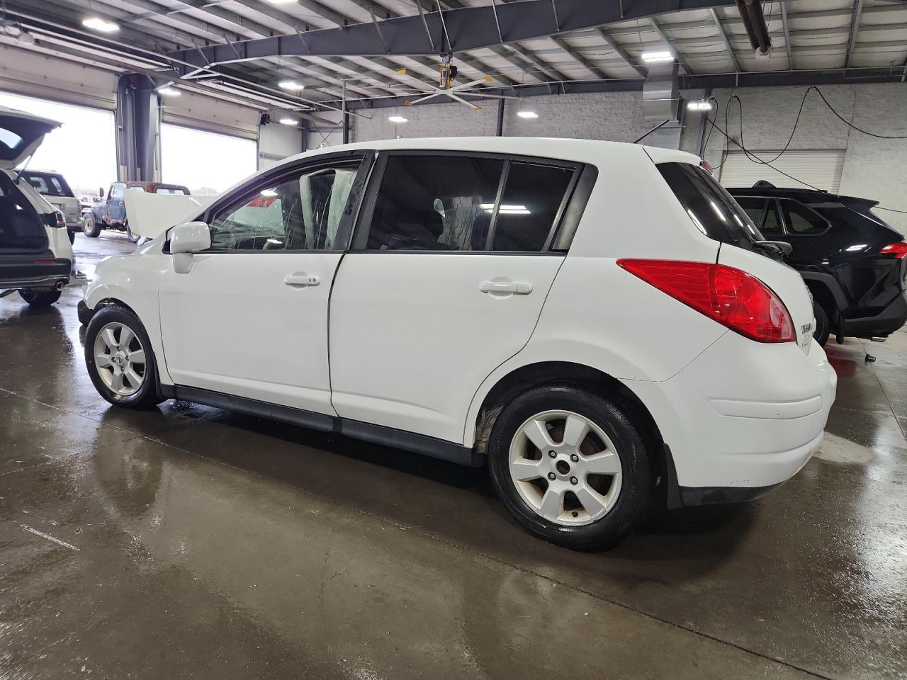 2009 NISSAN VERSA