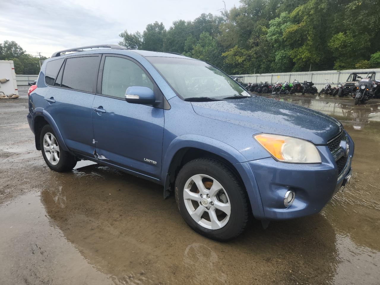 2011 TOYOTA RAV4