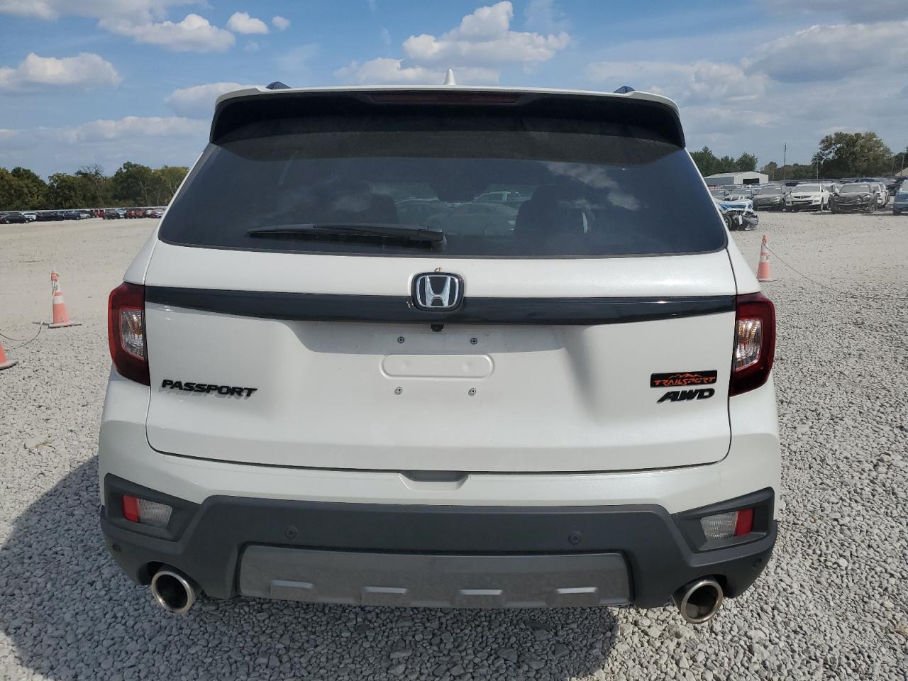 2024 HONDA Passport