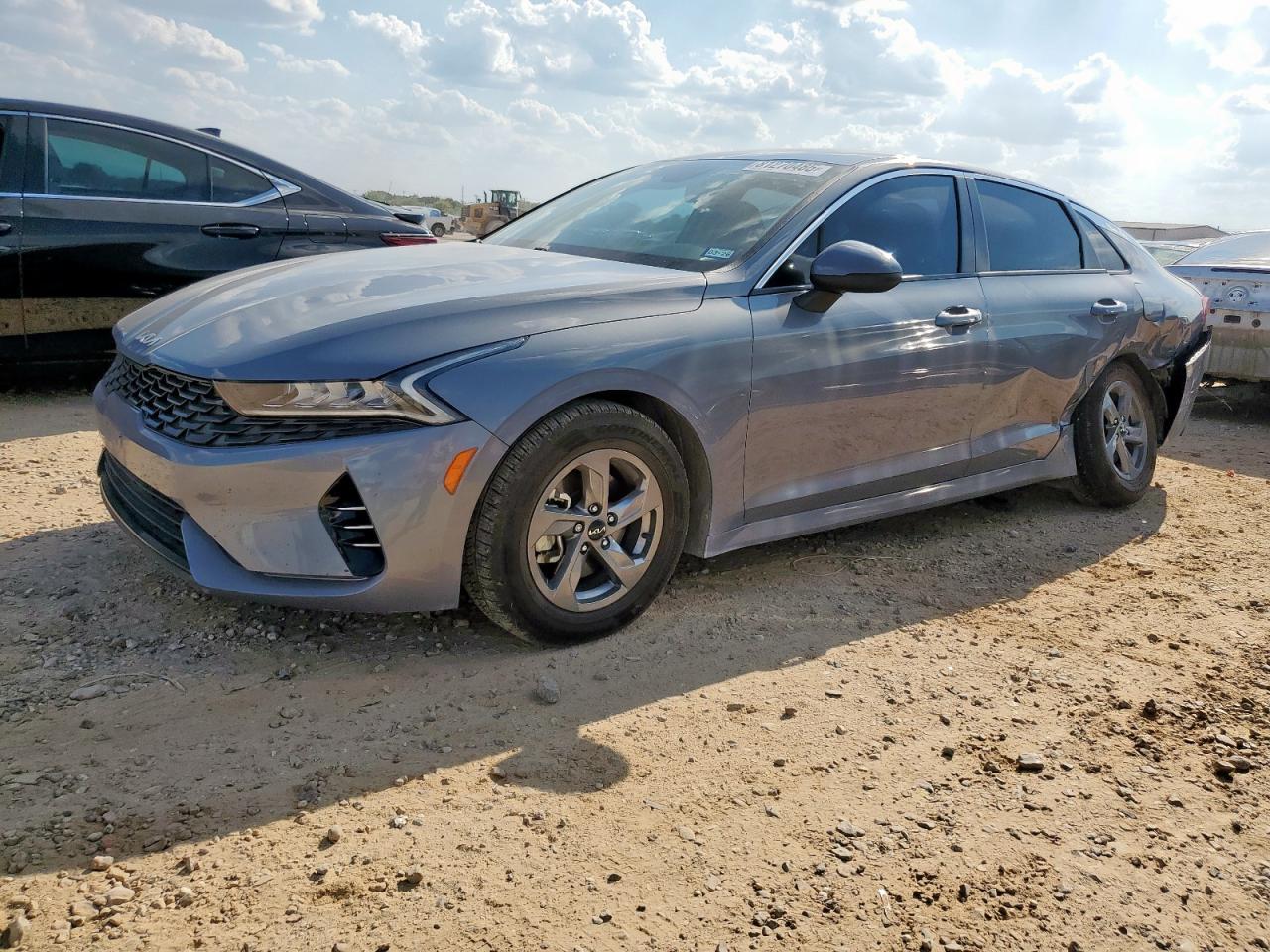 2023 KIA K5