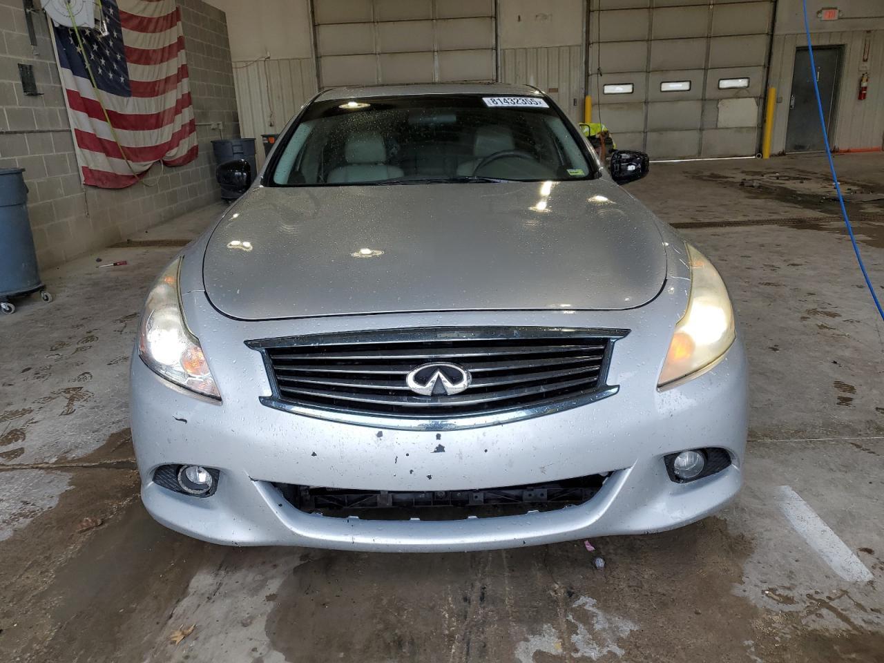 2011 INFINITI G37