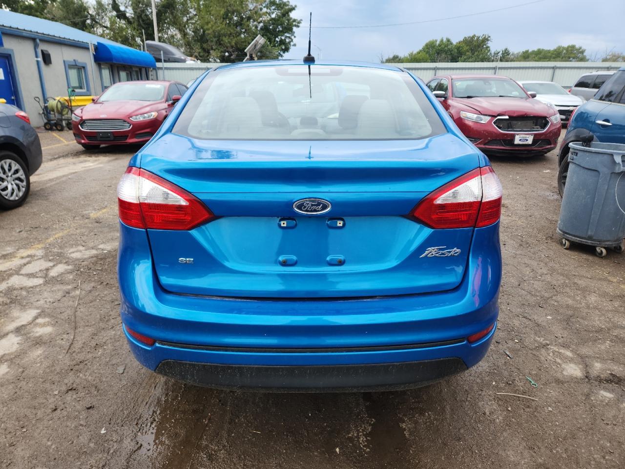 2015 FORD Fiesta
