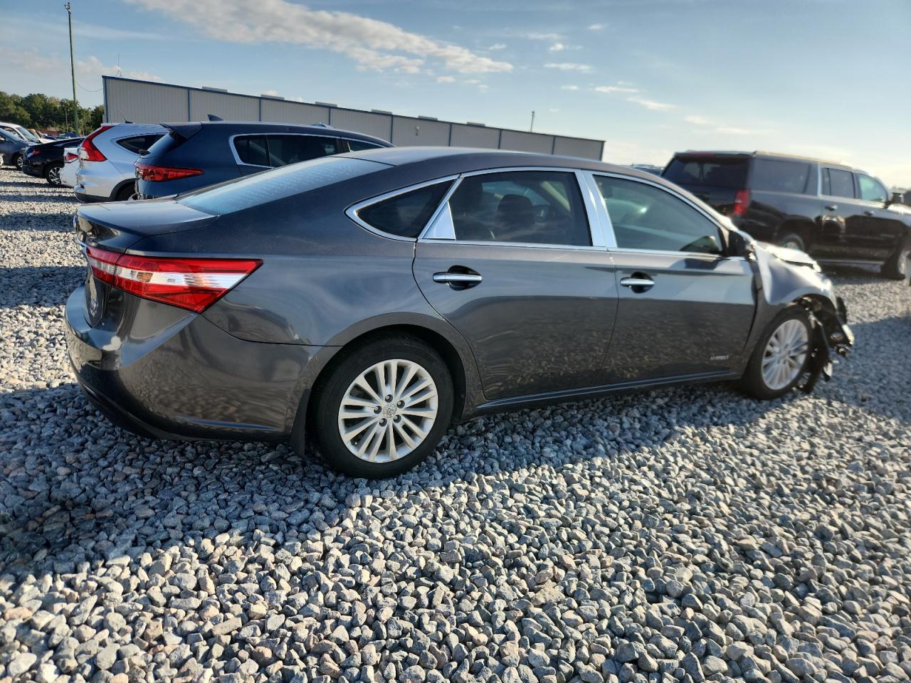 2013 TOYOTA Avalon