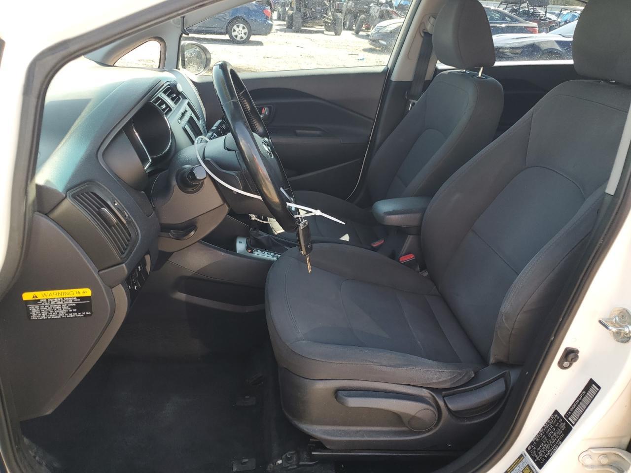 2015 KIA RIO