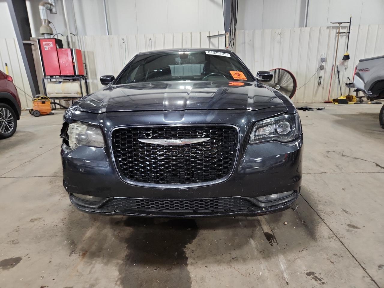 2016 CHRYSLER 300