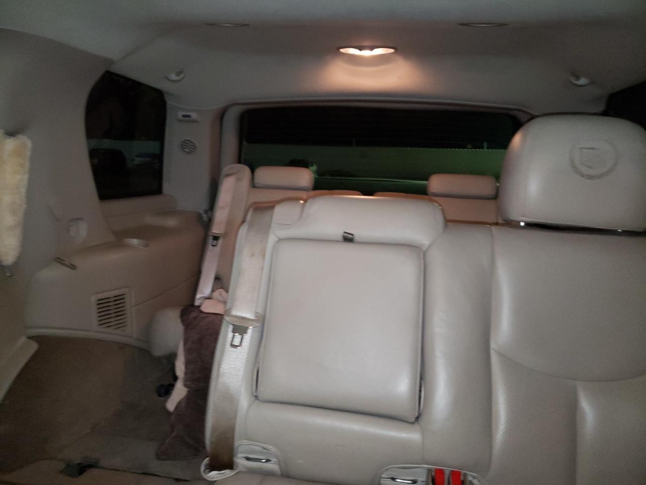 2005 CADILLAC ESCALADE