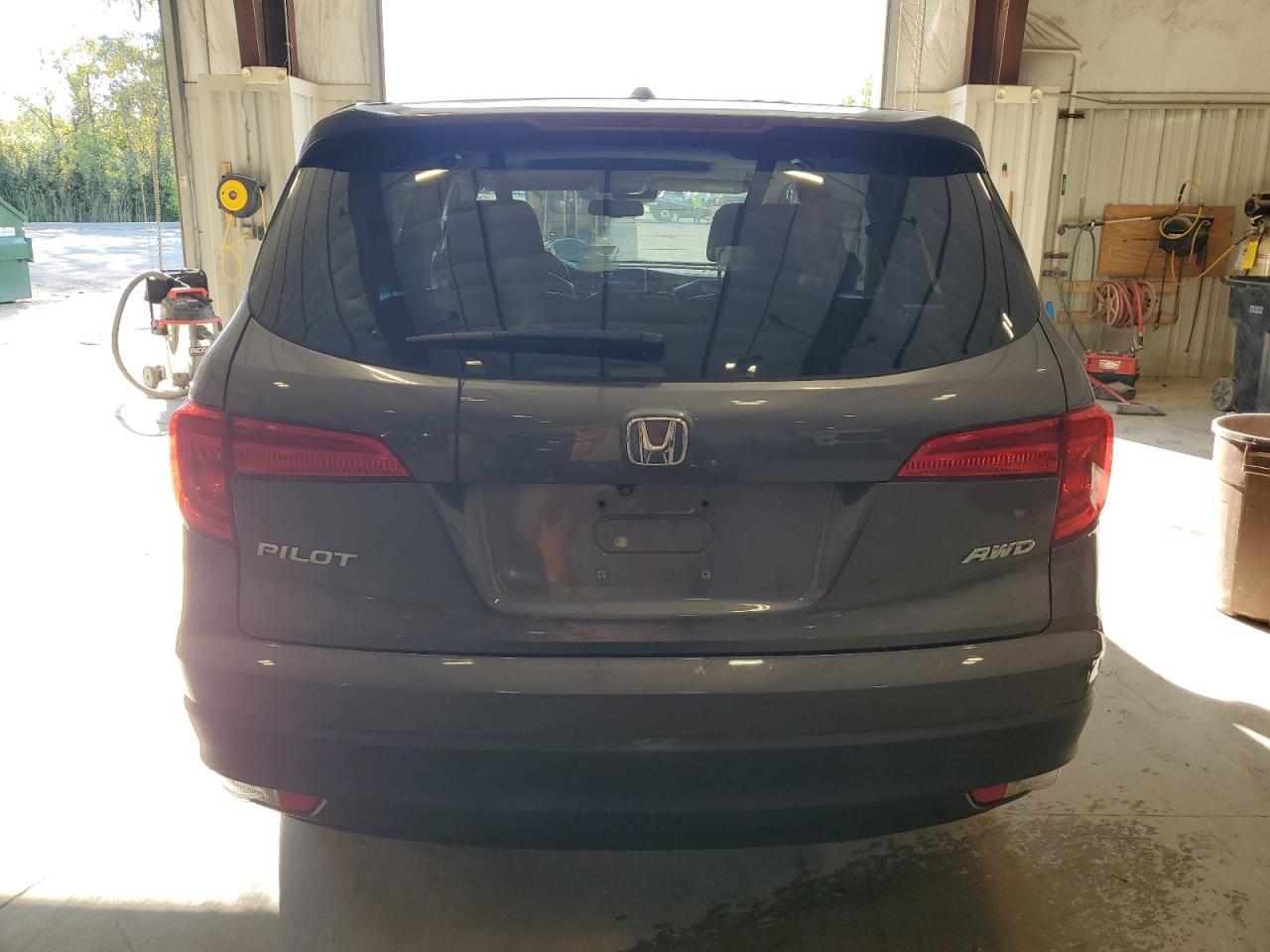 2017 HONDA PILOT