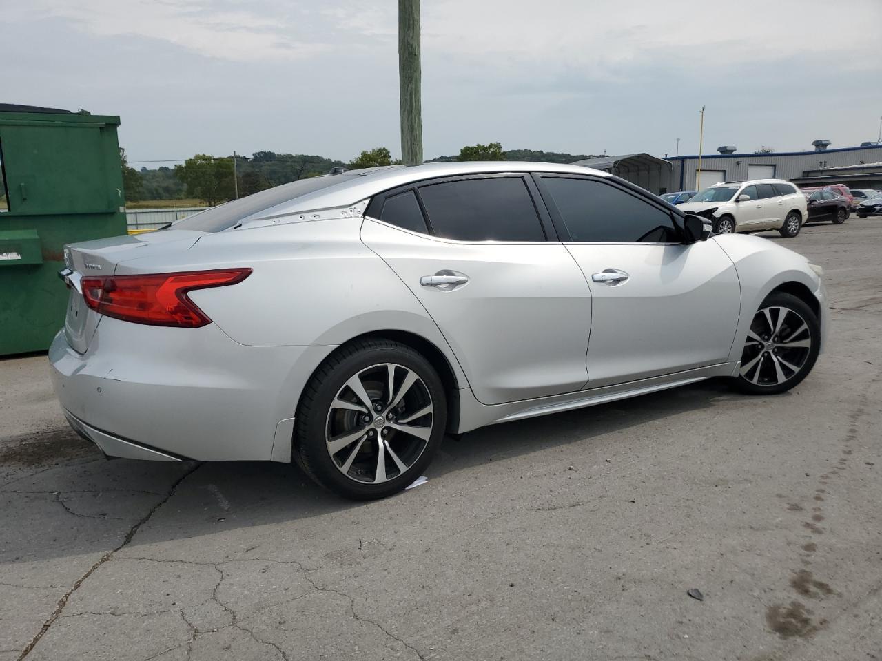 2018 NISSAN Maxima