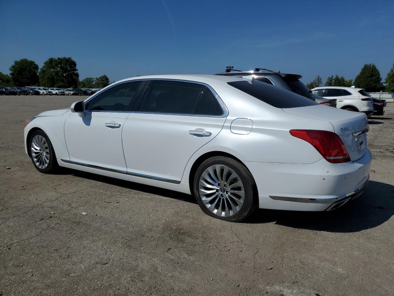 2018 GENESIS G90