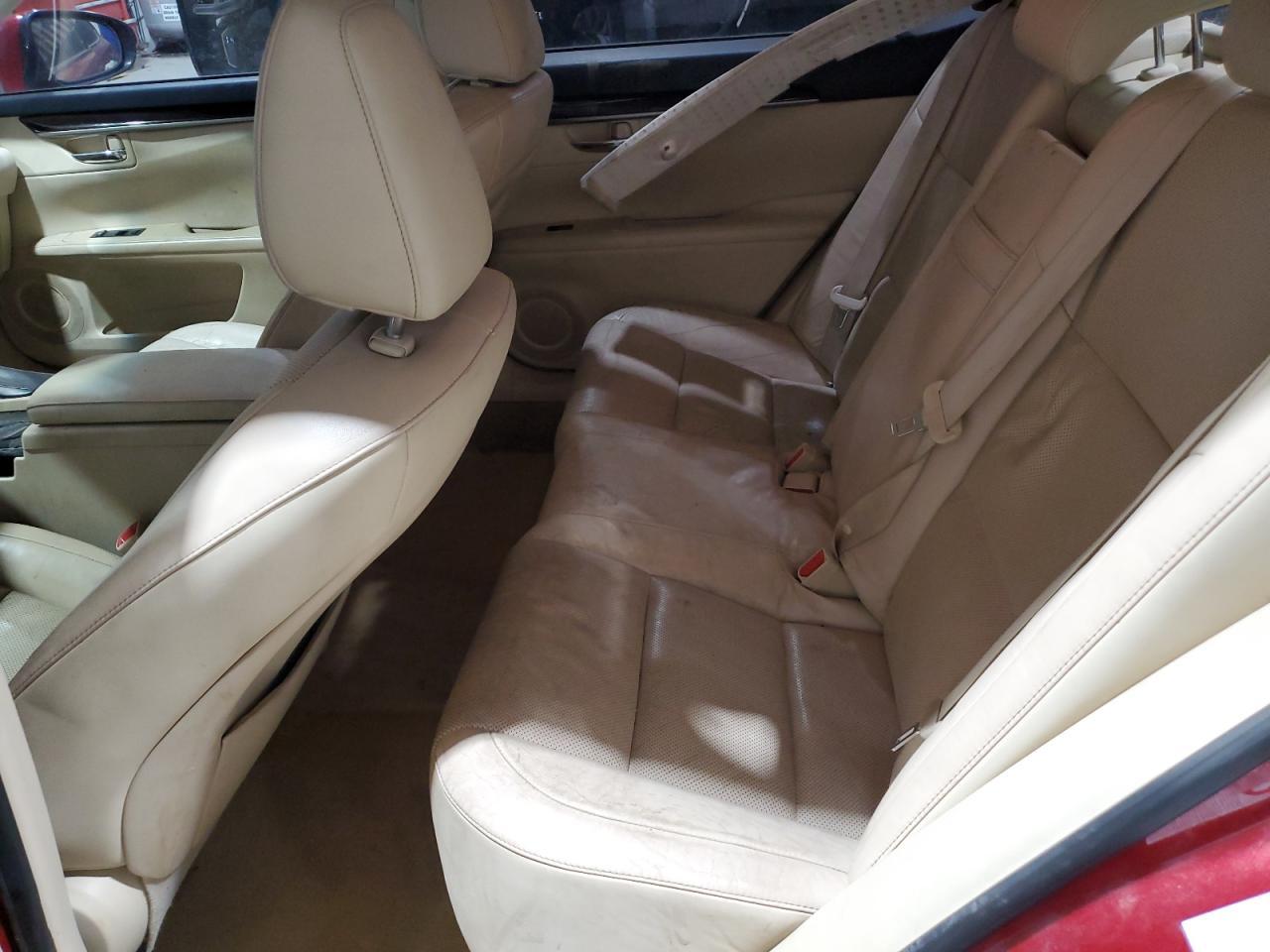 2013 LEXUS Es