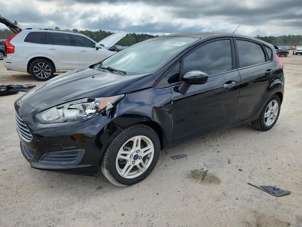 2017 FORD Fiesta