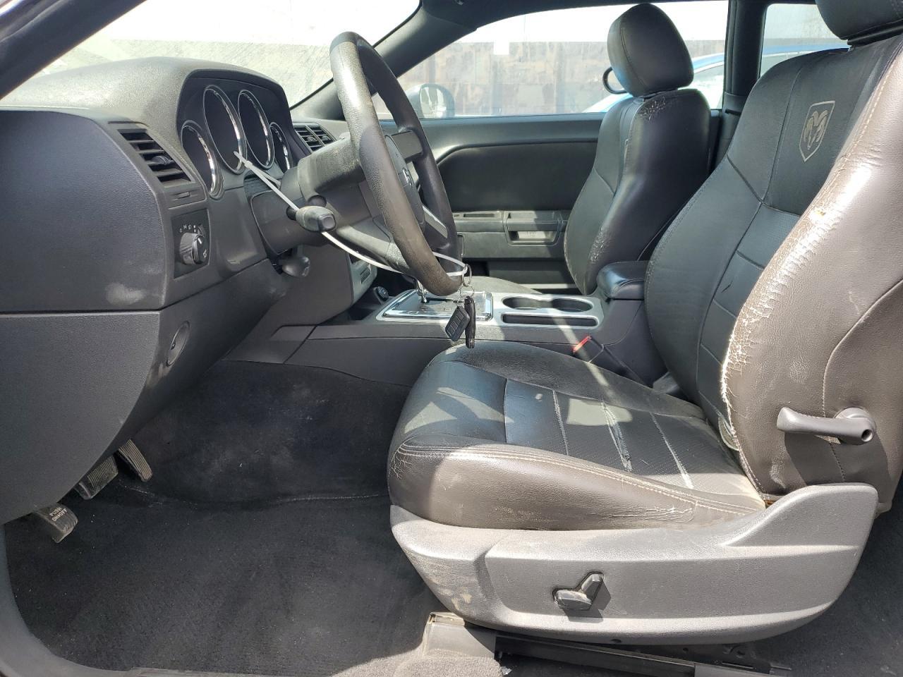 2009 DODGE Challenger