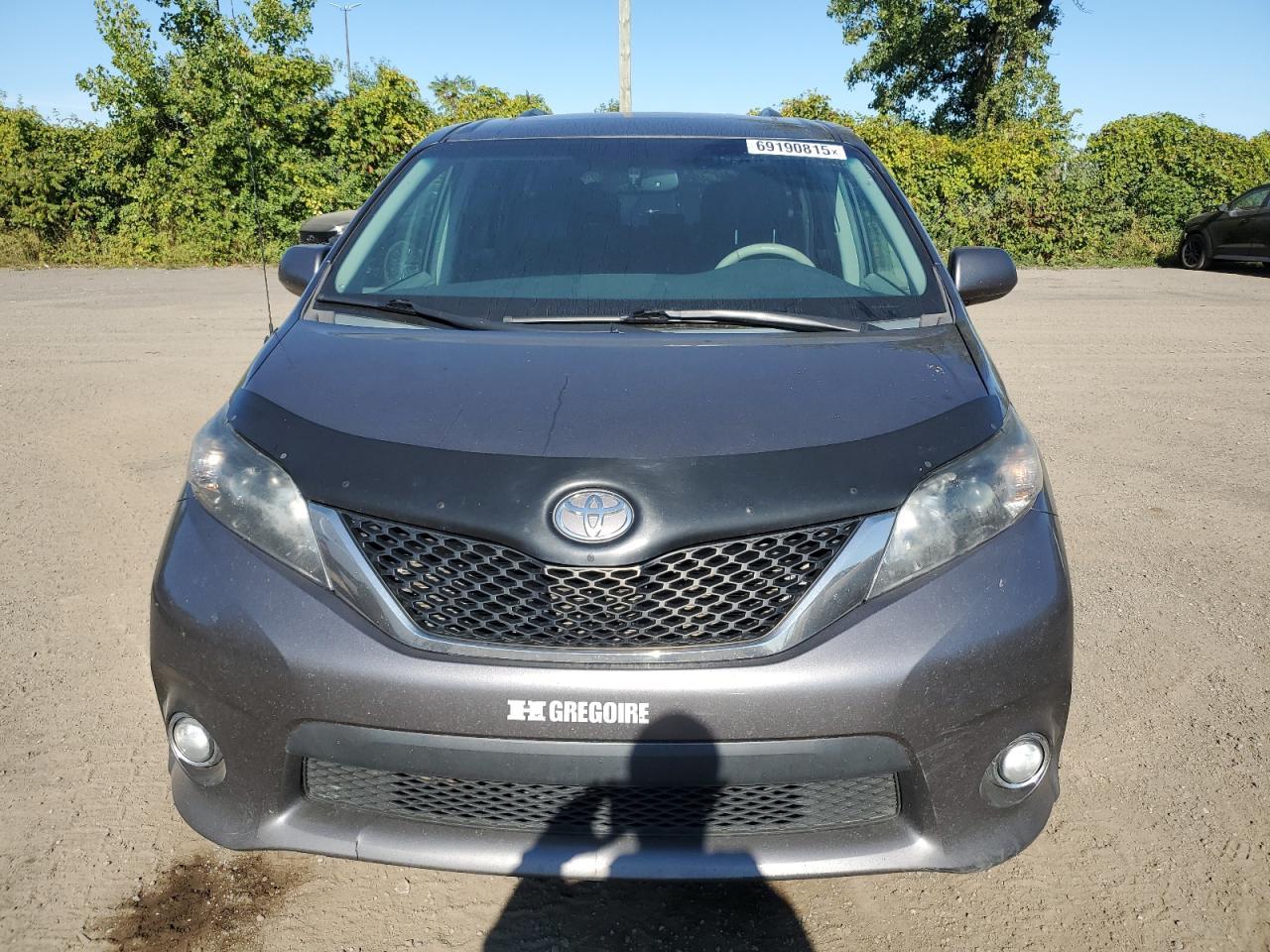2013 TOYOTA SIENNA