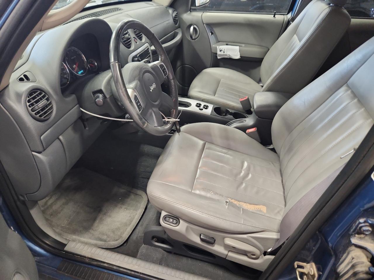 2006 JEEP Liberty